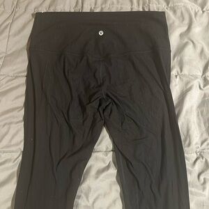 Lululemon ribbed full length leggings. Retail: $110